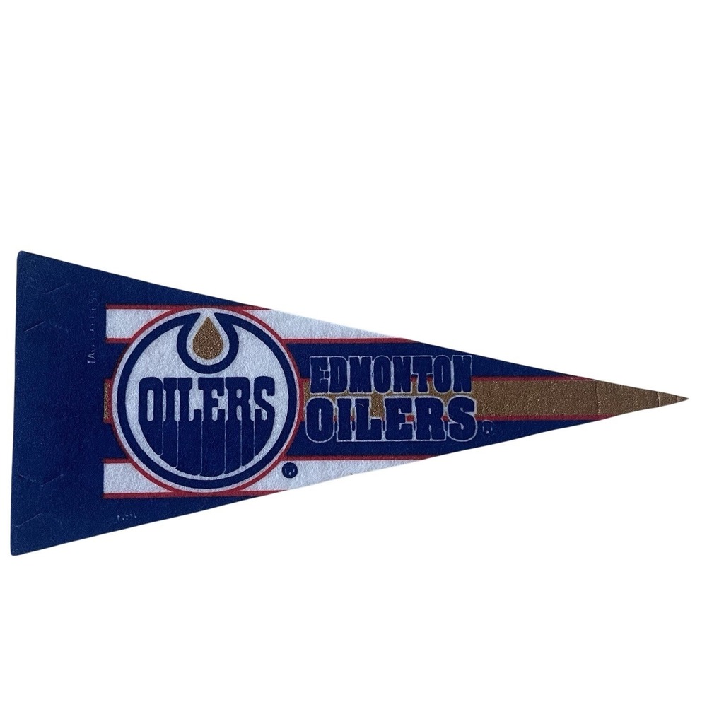 Edmonton Oilers Vintage NHL Hockey Mini Pennant 9"x4" Felt Banner Flag